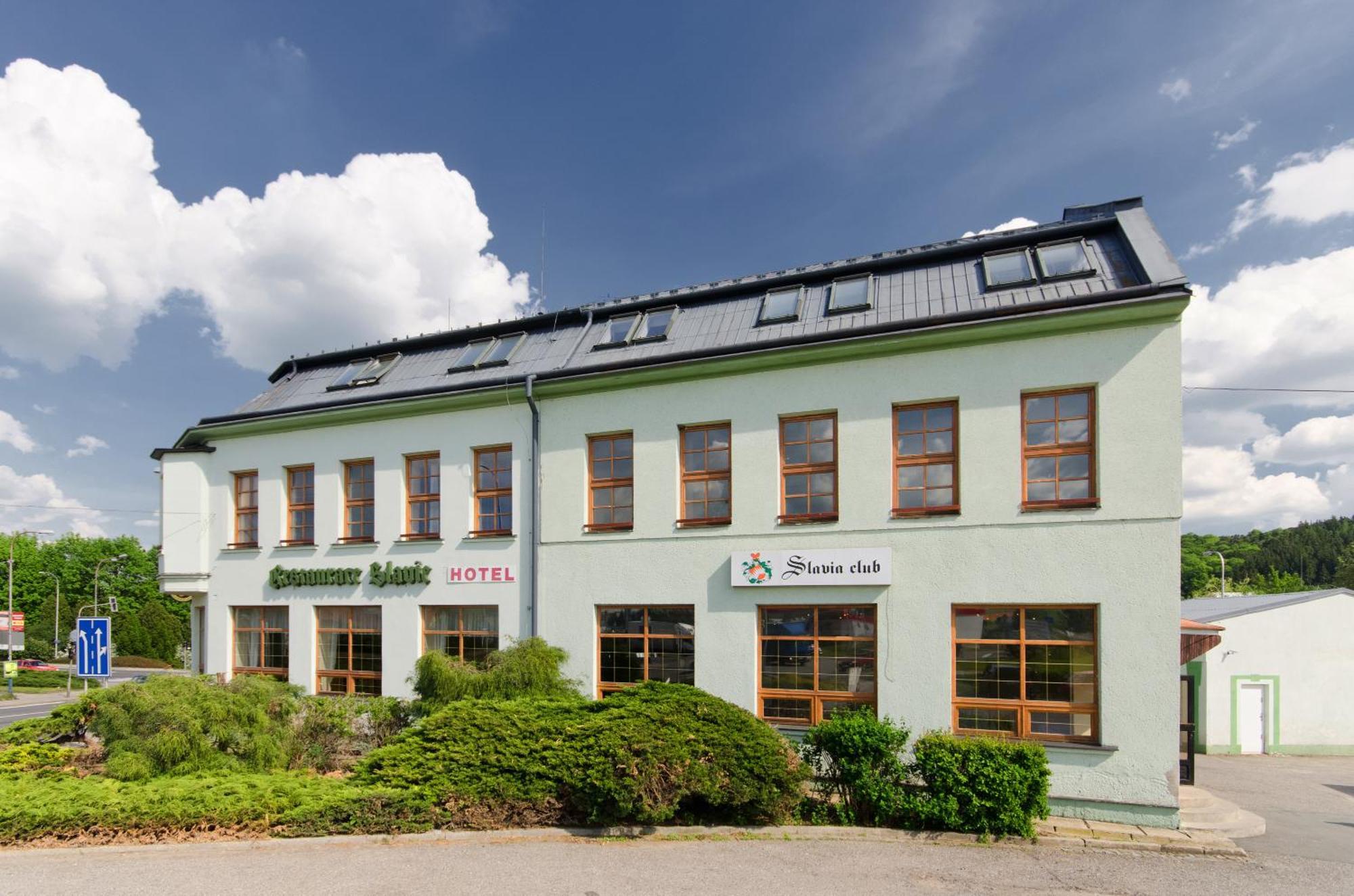 Hotel Slavia Boskovice Ngoại thất bức ảnh