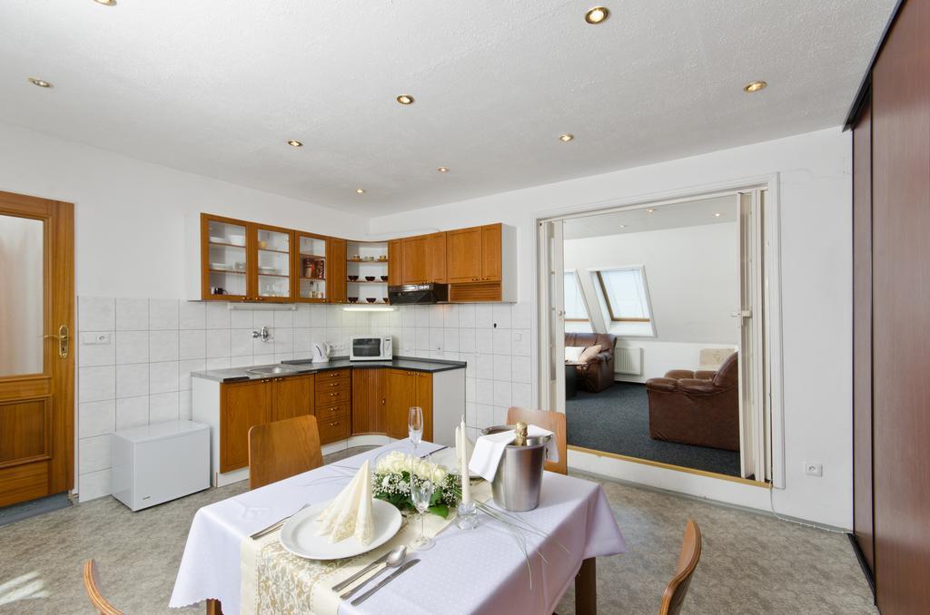 Hotel Slavia Boskovice Phòng bức ảnh